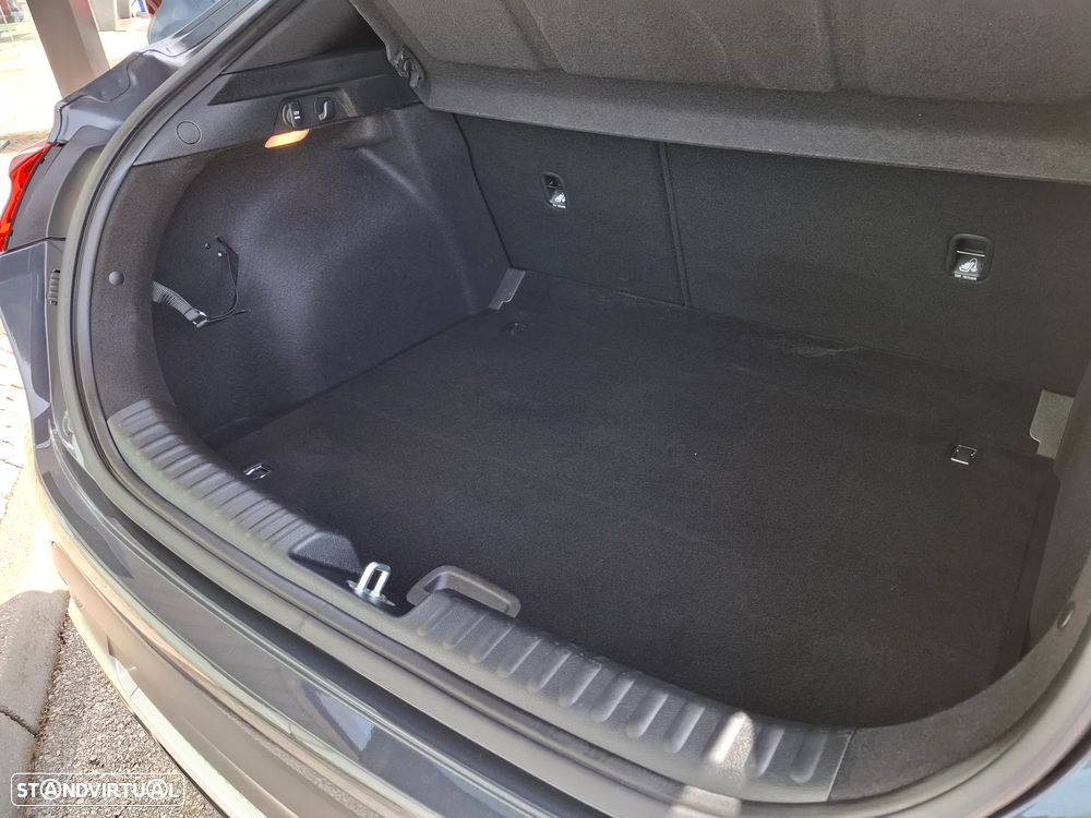 Kia XCeed 1.5 T-GDI Tech 7DCT - 28