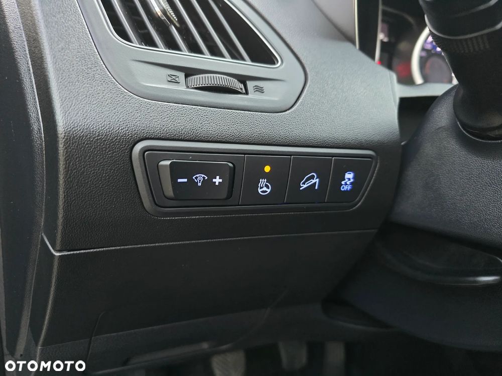 Hyundai ix35 2.0 CRDi Premium 4WD - 17