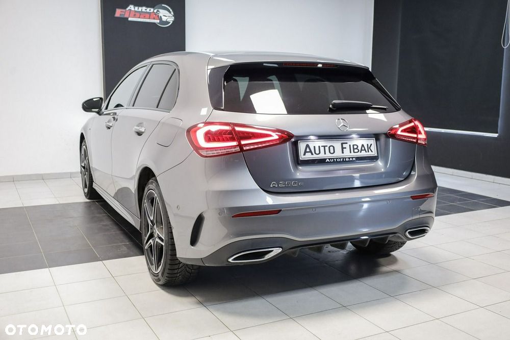 Mercedes-Benz Klasa A 250 e 8G-DCT AMG Line - 11