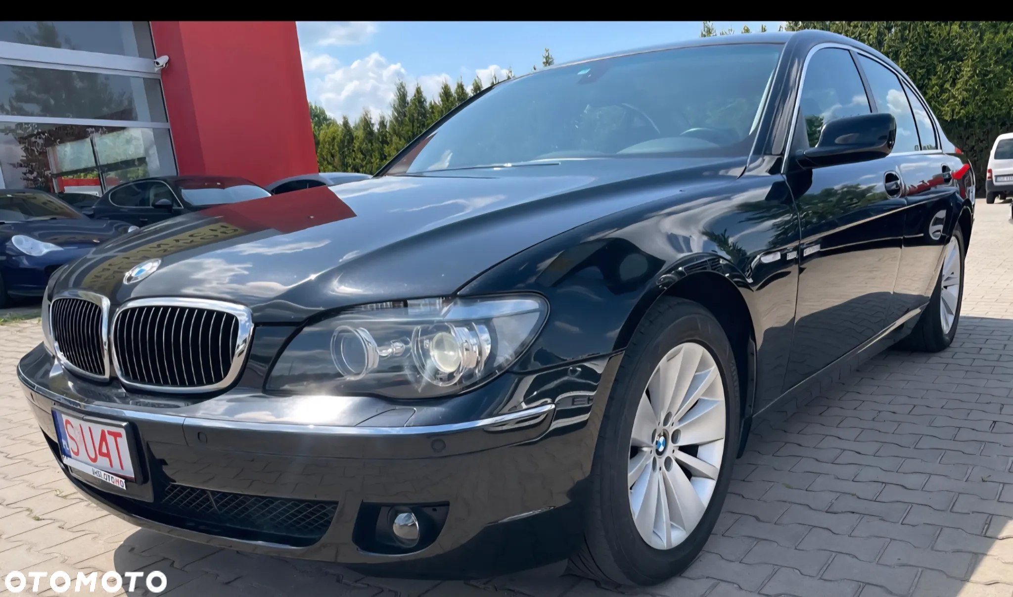 BMW Seria 7 750i - 9