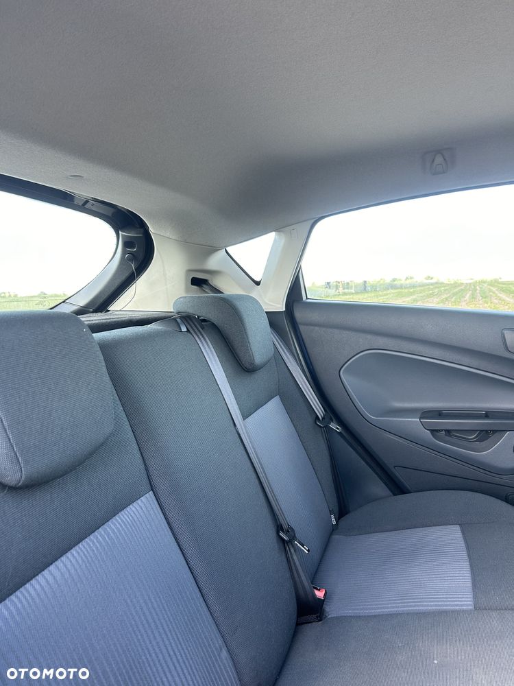 Ford Fiesta 1.25 Silver X plus EU5 - 10