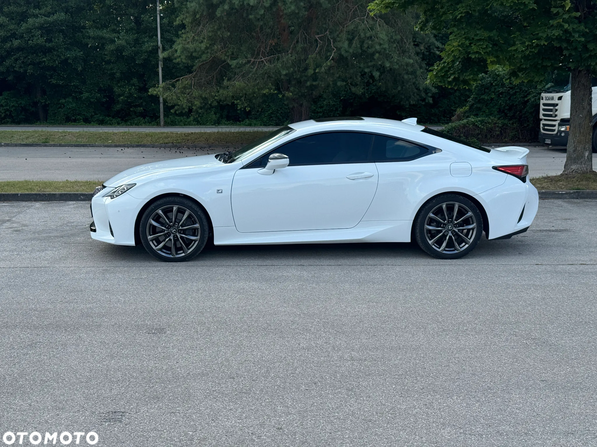 Lexus RC F Ultimate Edition - 6