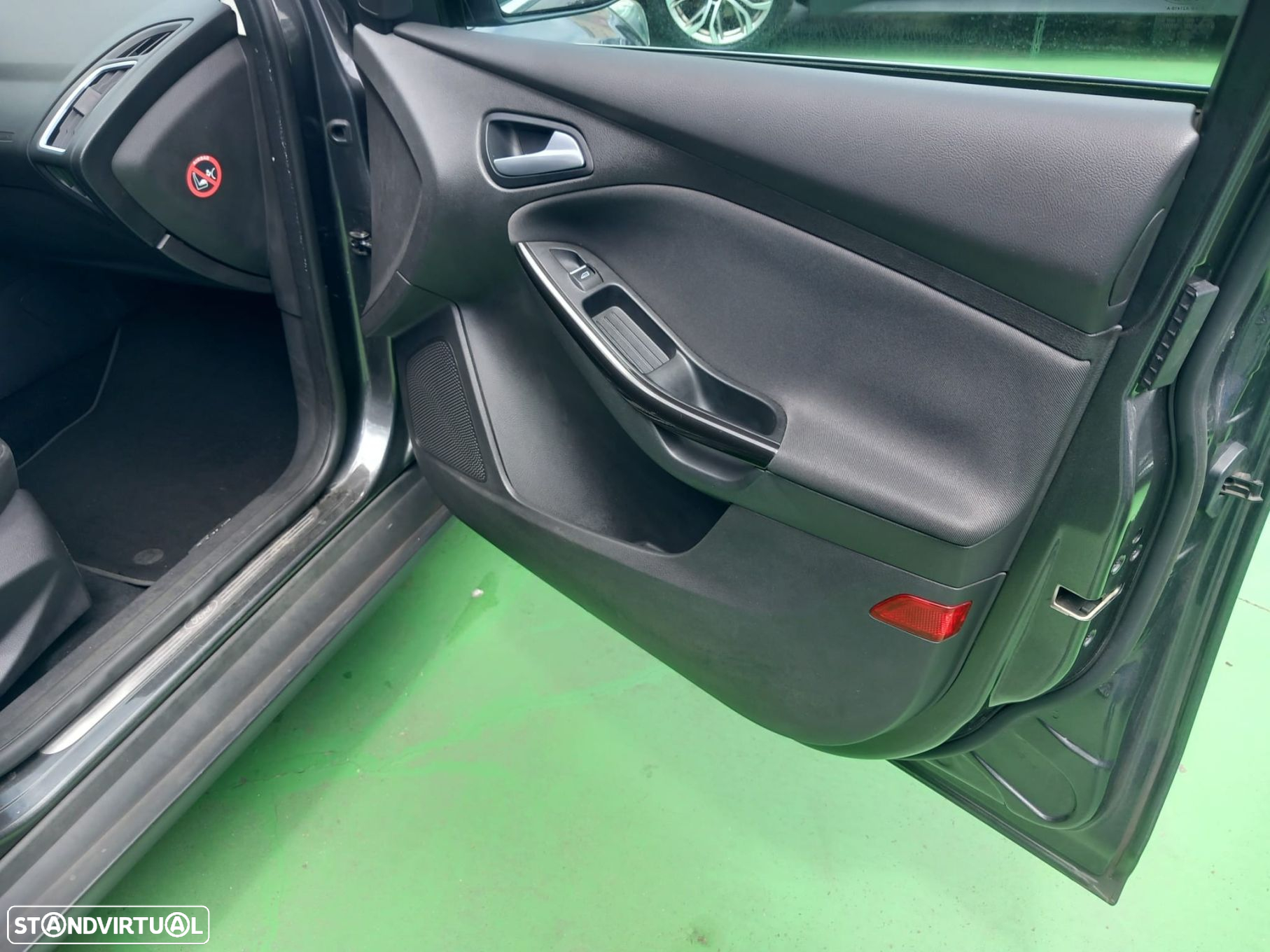 Ford Focus SW 1.0 SCTi Trend - 10