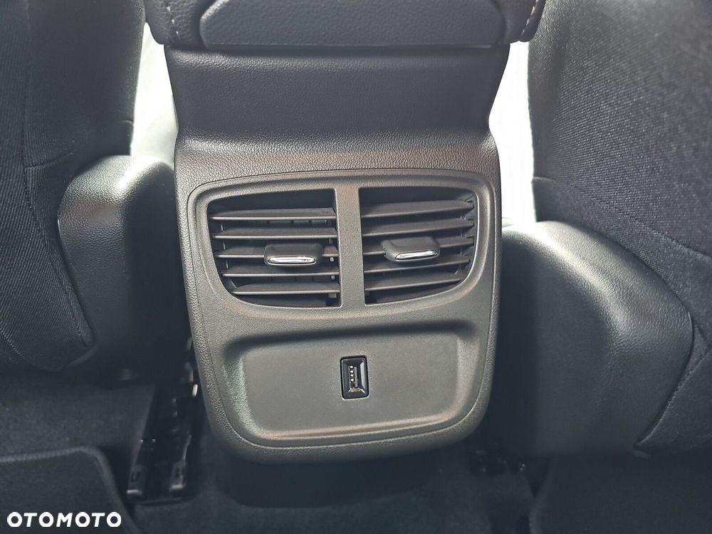 Opel Grandland 1.2 T Business Edition S&S - 23