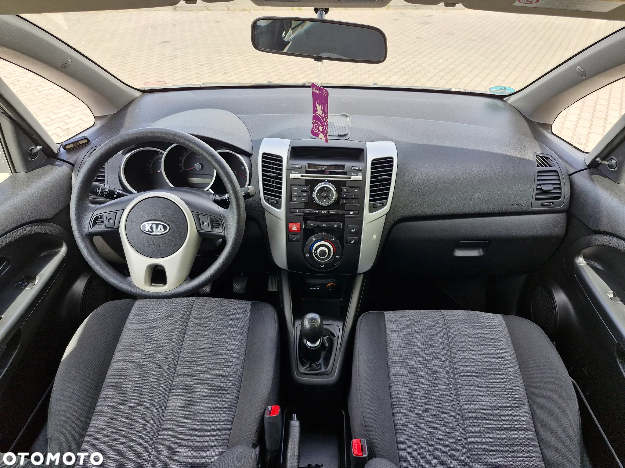 Kia Venga 1.4 CVVT Attract - 16