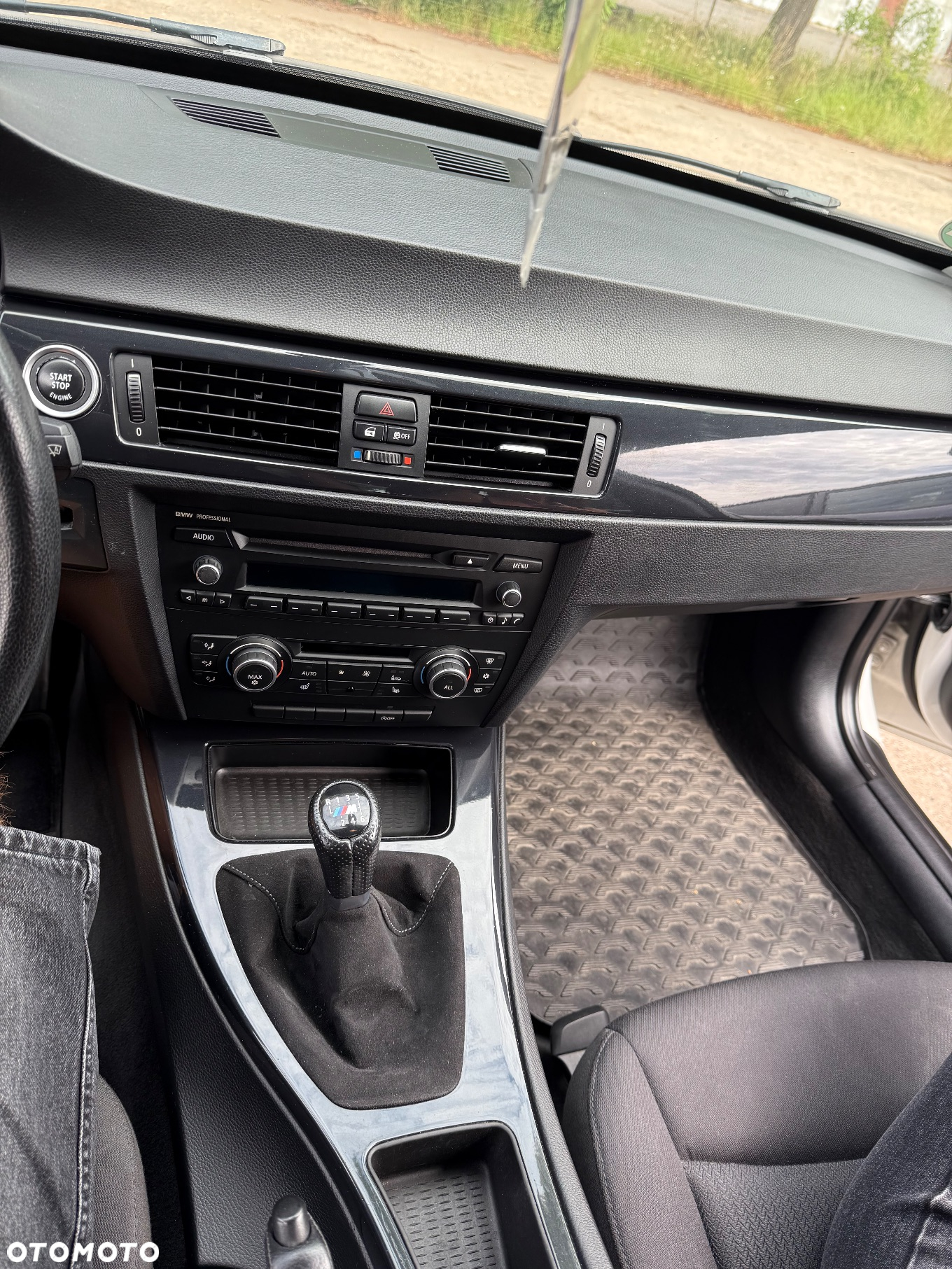BMW Seria 3 318d - 6
