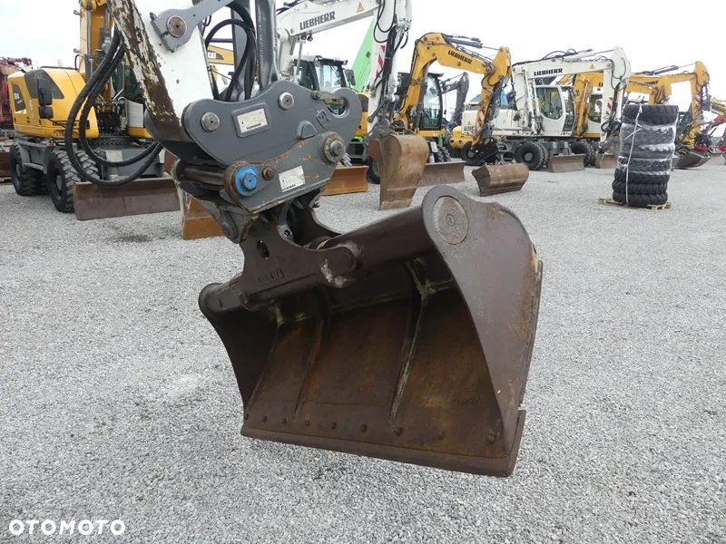 Liebherr A910 Compact / sprowadzona / ładny stan / - 35