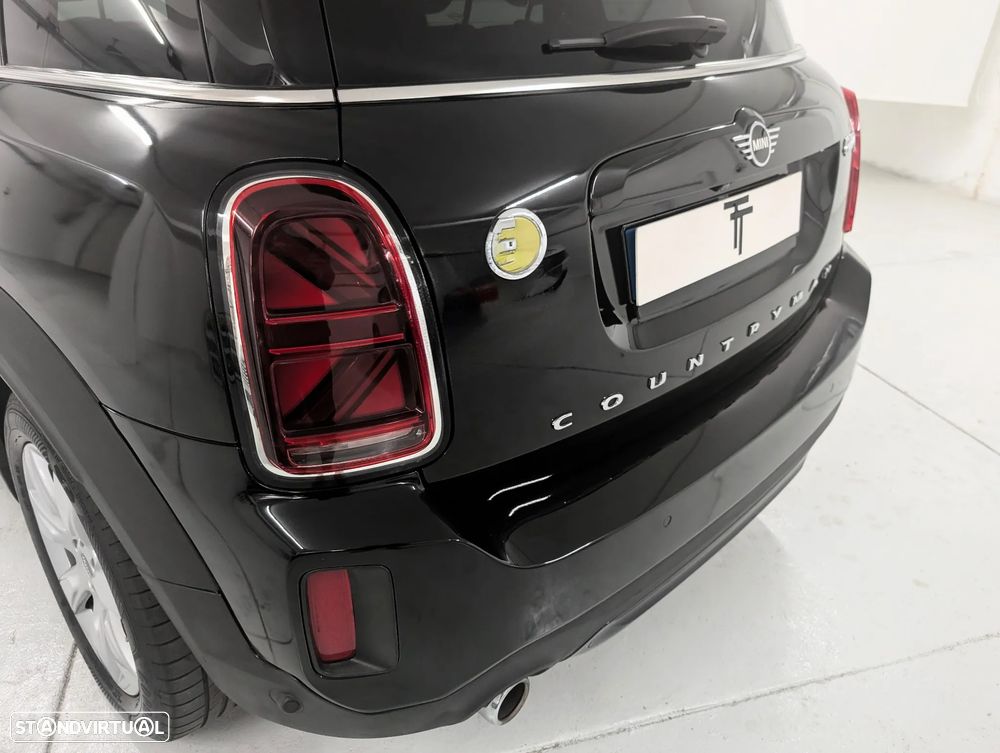 MINI Countryman Cooper SE ALL4 Classic Auto - 7