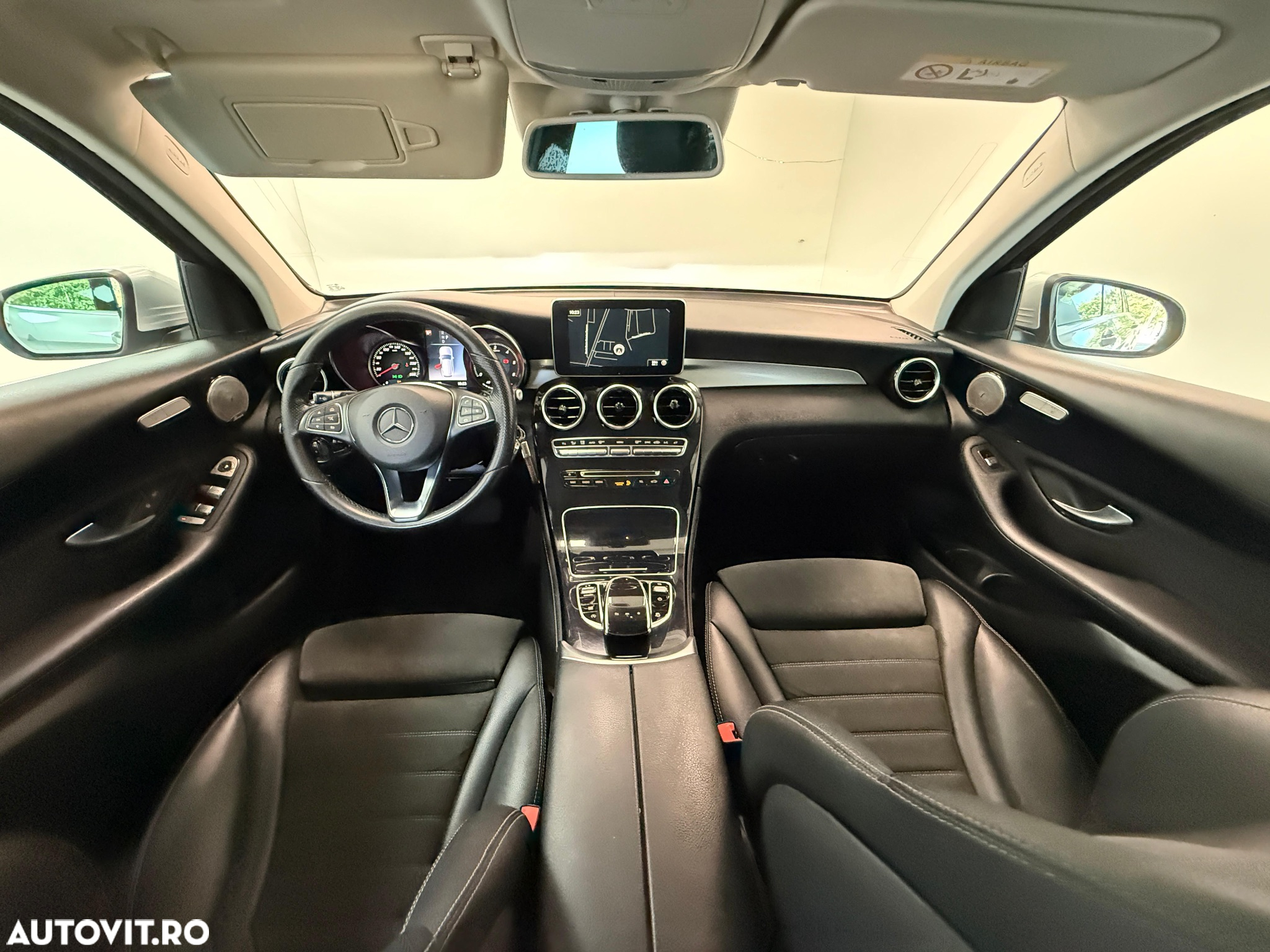 Mercedes-Benz GLC 220 d 4Matic 9G-TRONIC - 12