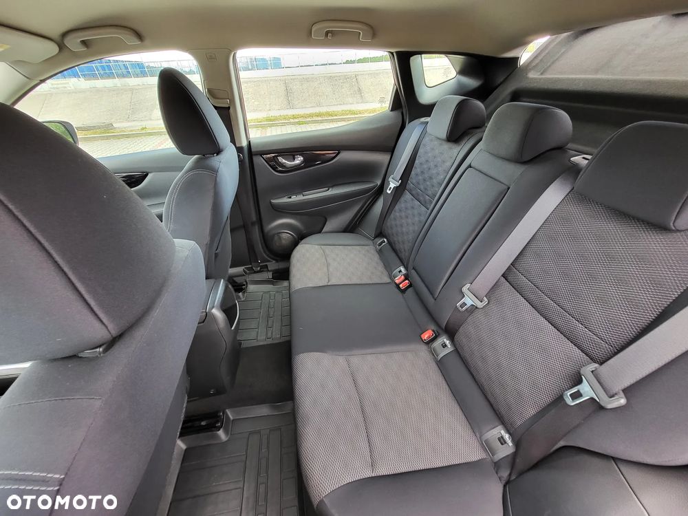 Nissan Qashqai 1.6 dCi DPF Start/Stop tekna - 19