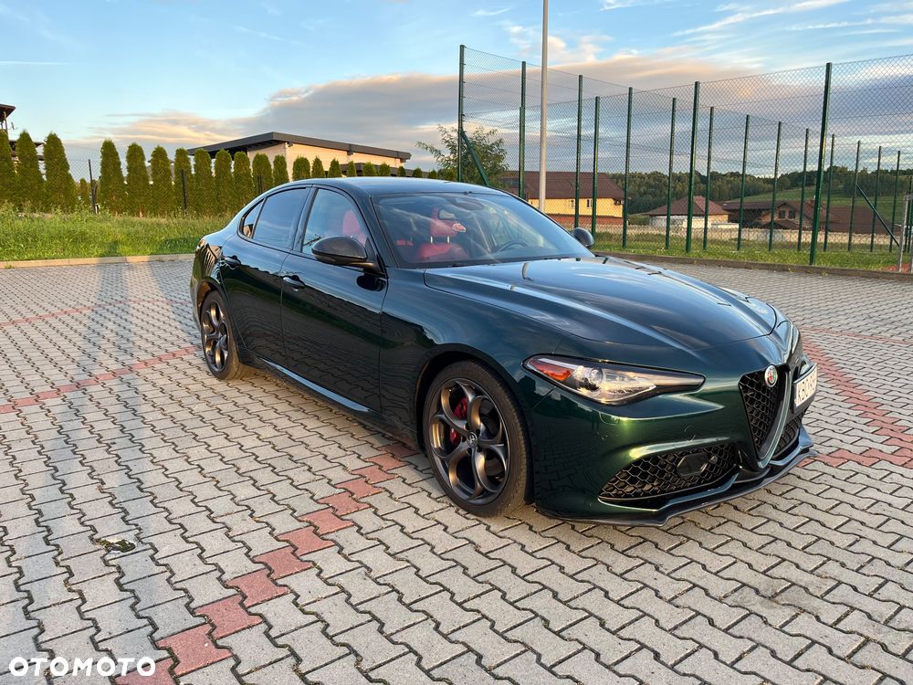 Alfa Romeo Giulia 2.0 Turbo 16V AT8-Q4 Veloce Ti - 5
