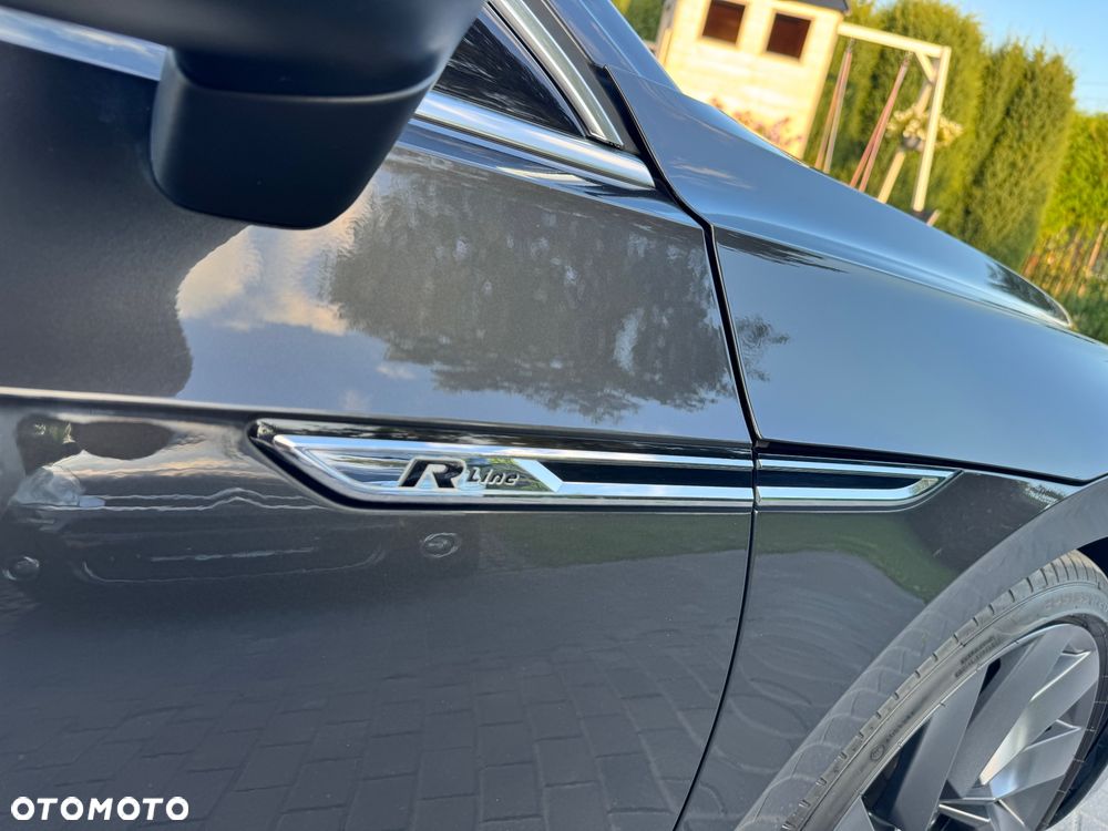 Volkswagen Arteon 2.0 TDI SCR DSG R-Line - 34