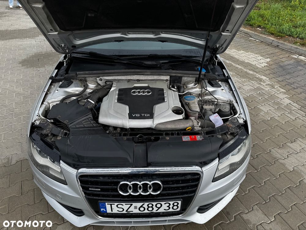 Audi A4 Avant 3.0 TDI Quattro Tiptronic - 15