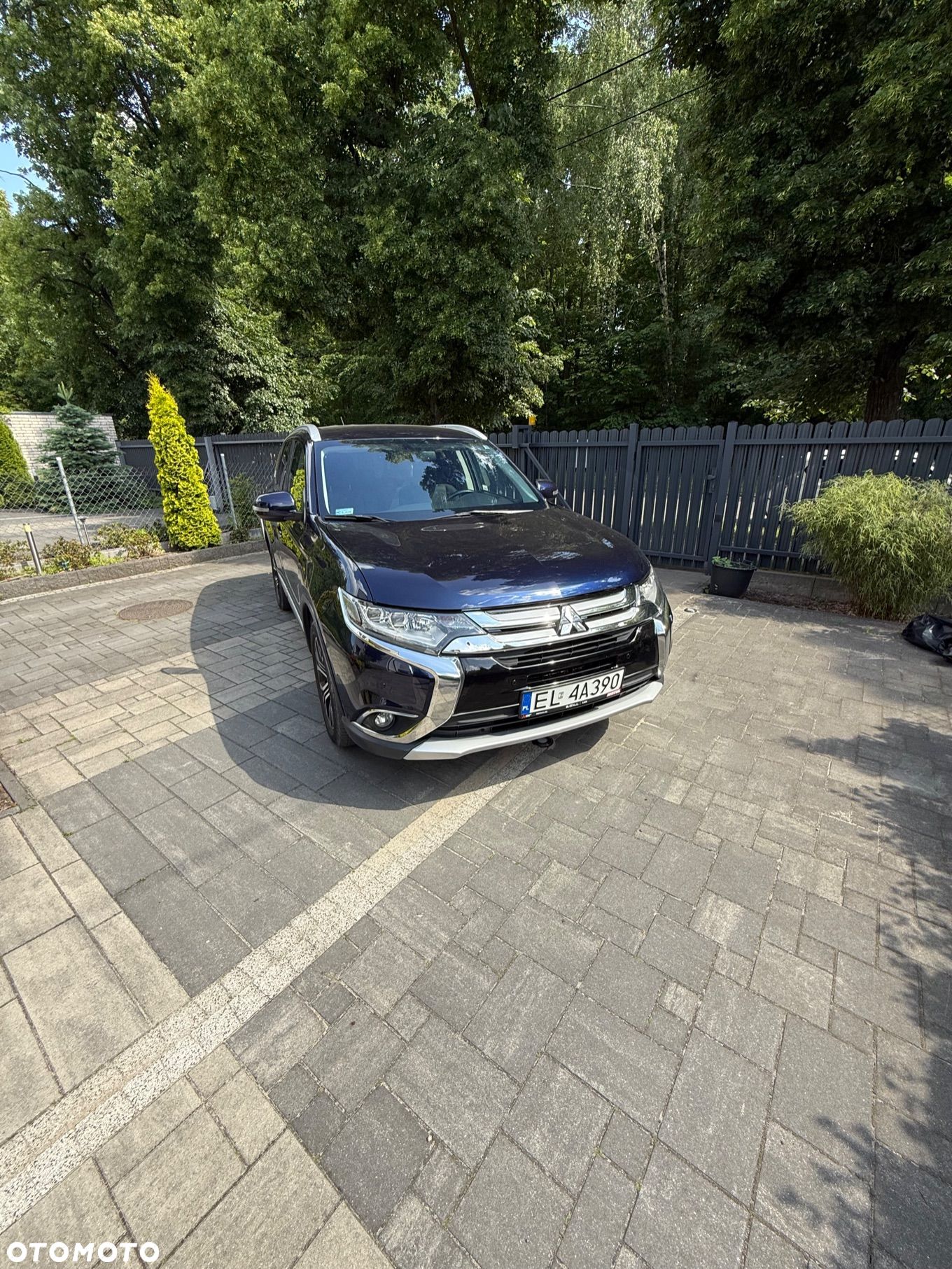 Mitsubishi Outlander 2.0 Instyle + 4WD CVT - 1