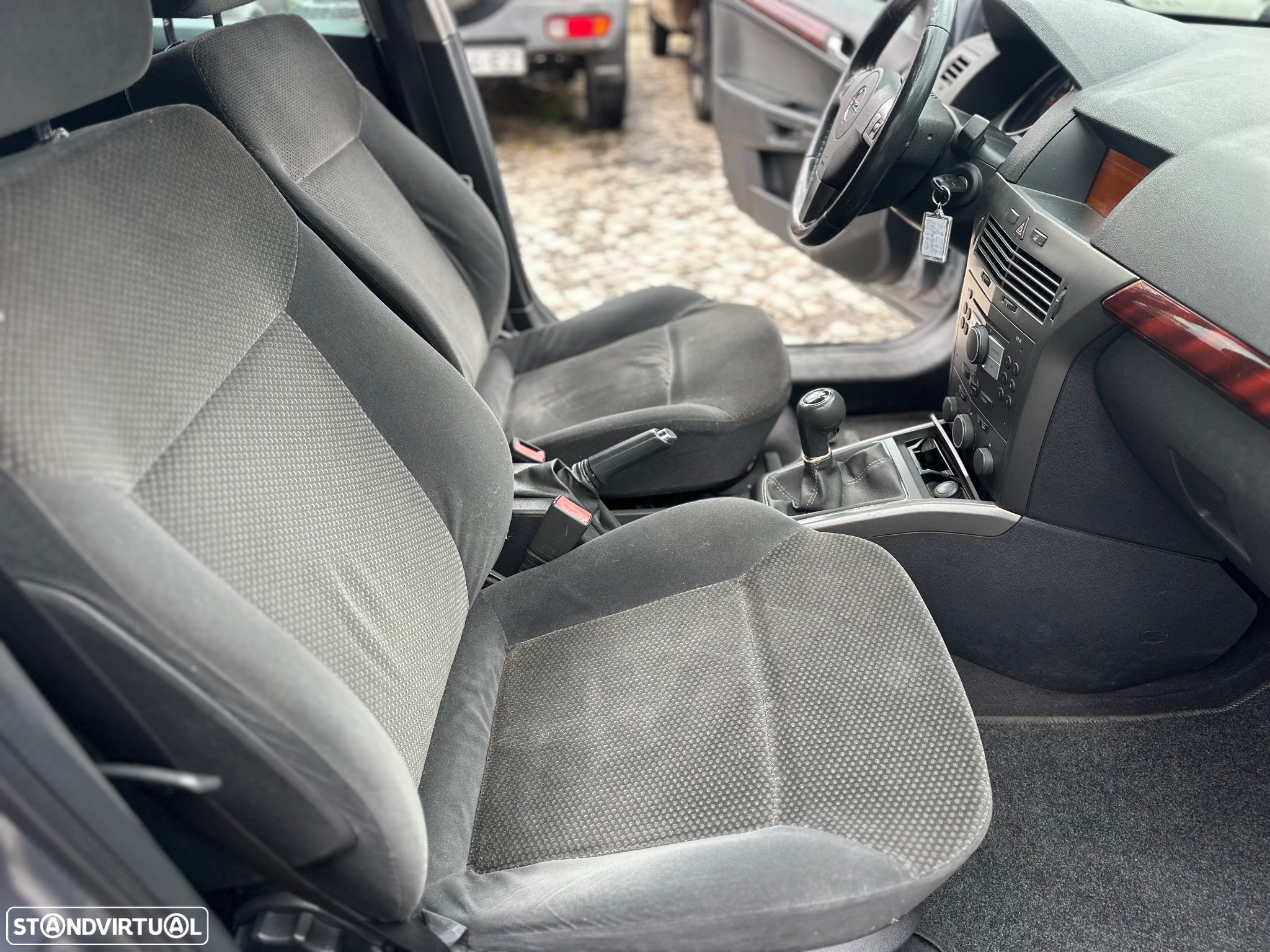 Opel Astra Sports Tourer - 12