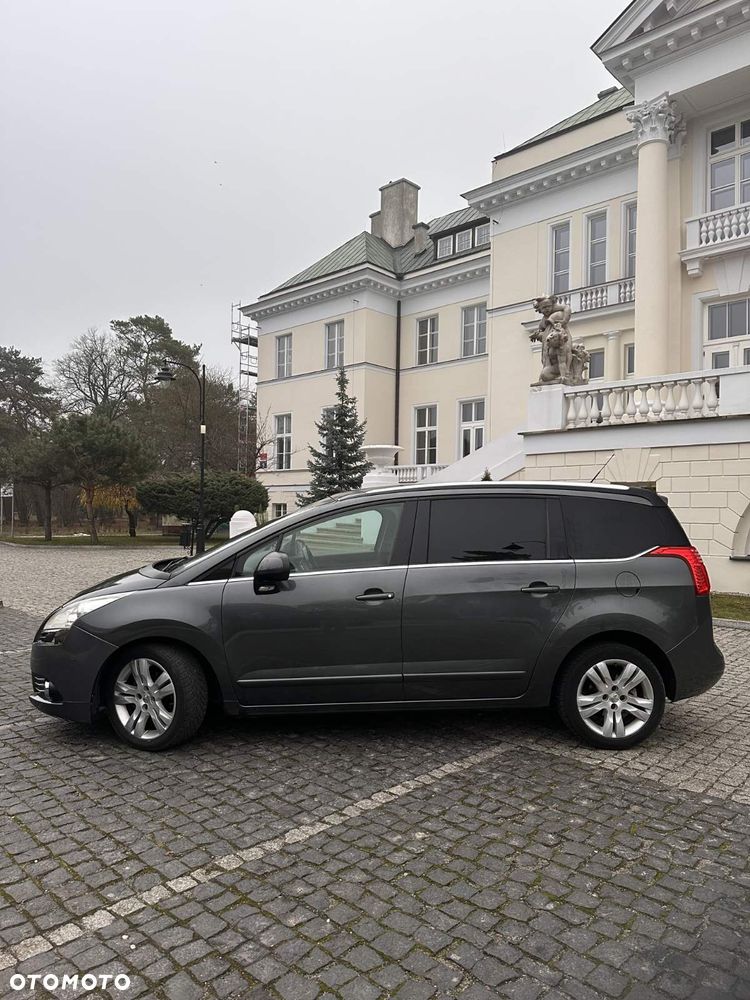 Peugeot 5008 1.6 HDi Premium - 2