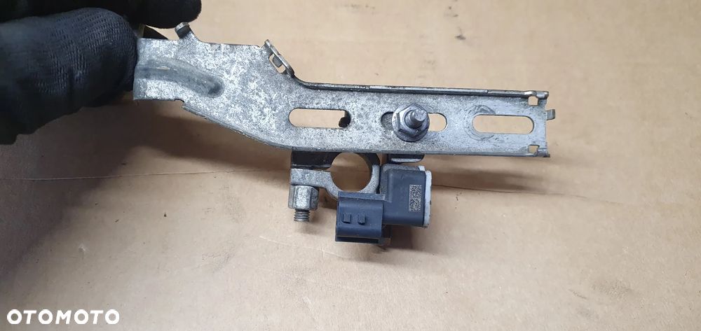 Klema minusowa akumulatora Opel Vivaro B Trafic III 240809866R 93455467 - 3