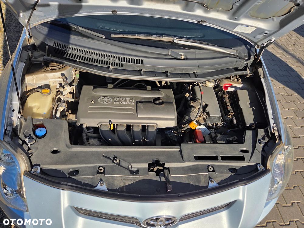 Toyota Auris 1.4 VVT-i Sol - 16