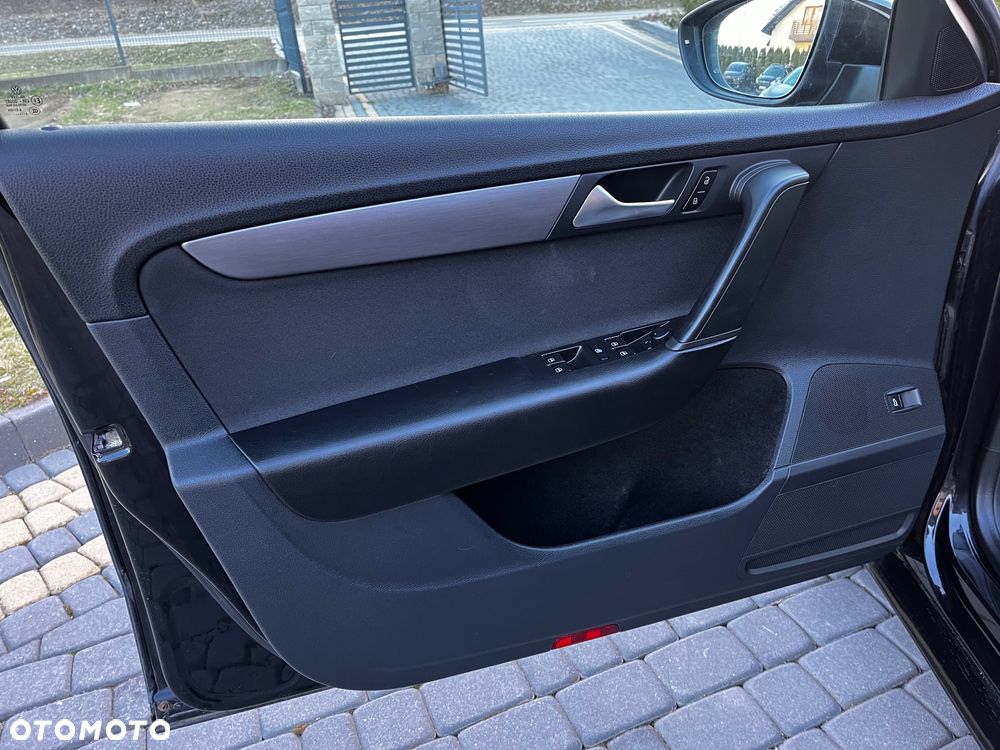 Volkswagen Passat 2.0 TDI Comfortline DSG - 9