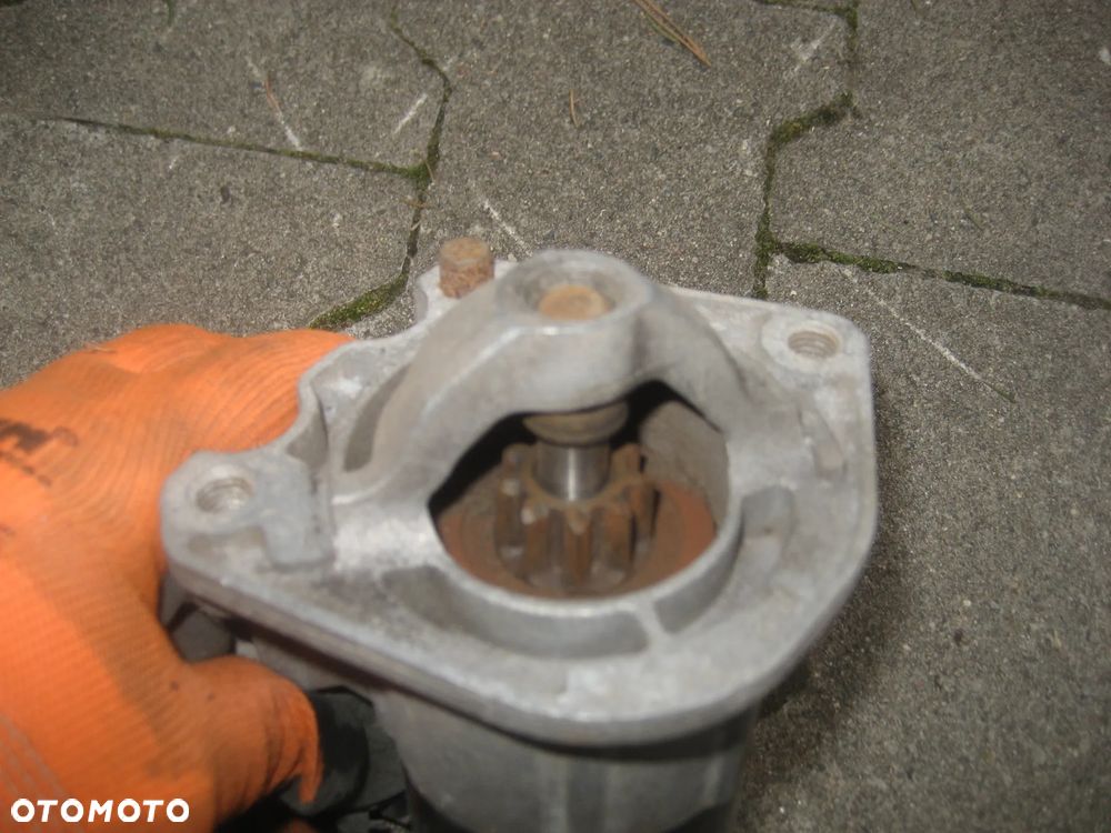 volvo s40 v50 2,4 benzyna 04-10r rozrusznik 001108402 - 4