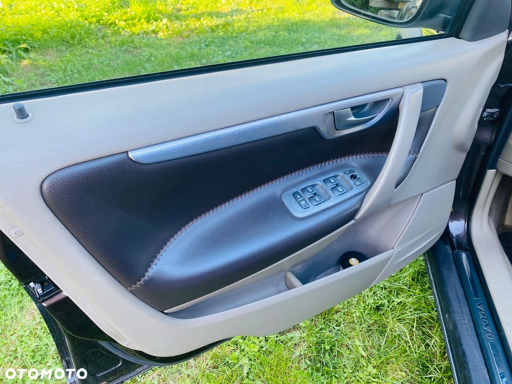 Volvo V70 Cross Country 2.4 AWD - 20