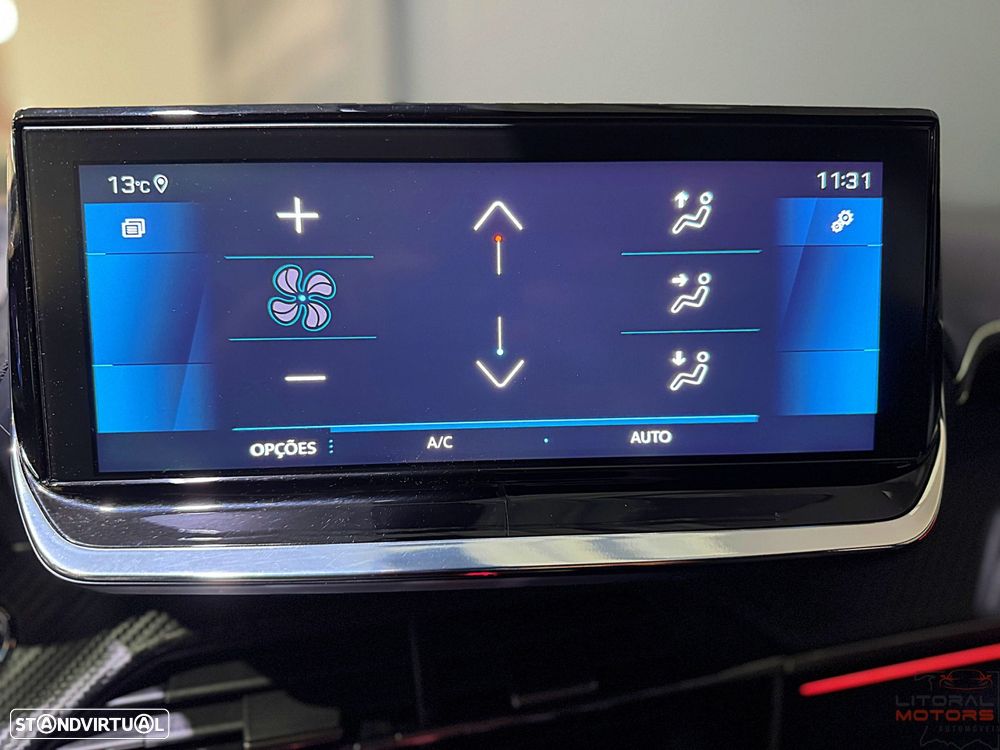 Peugeot 2008 1.2 PureTech GT Line EAT8 - 29