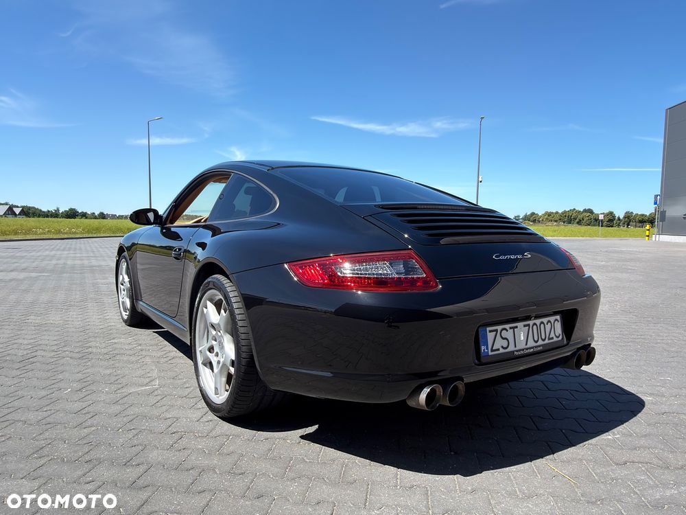 Porsche 911 - 4