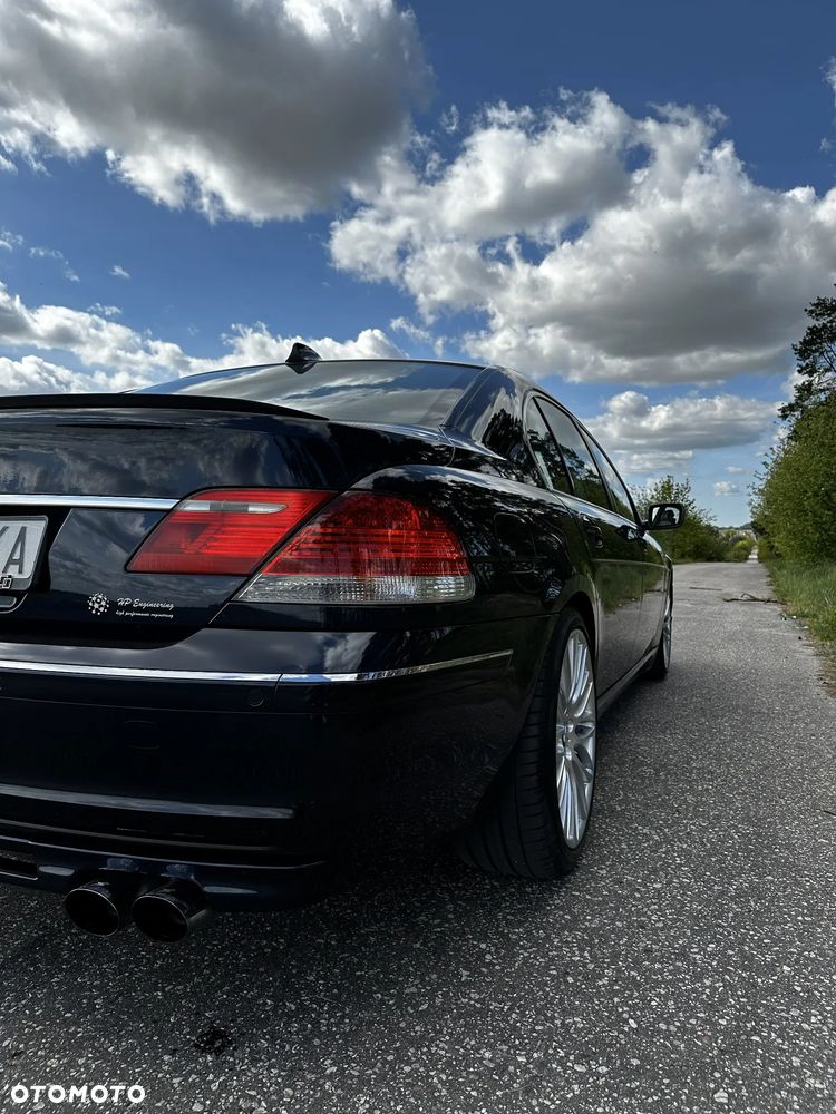BMW Seria 7 750Li - 11