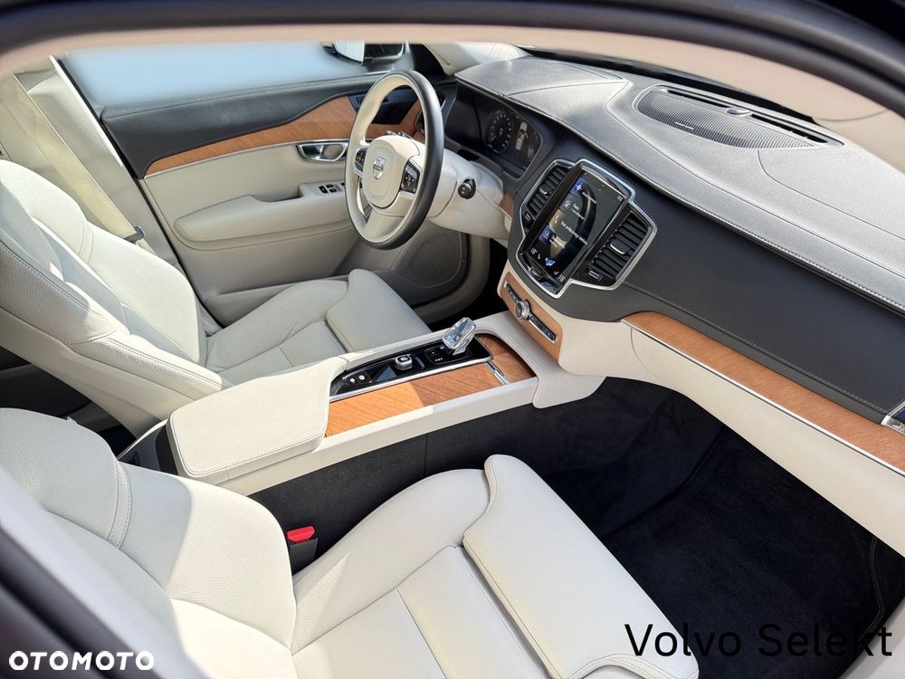 Volvo XC 90 - 28