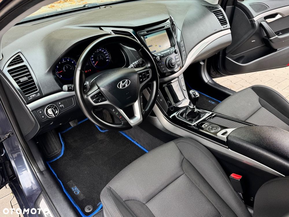 Hyundai i40 Kombi 1.6 Trend - 19