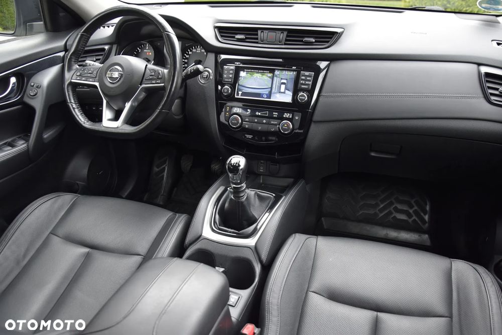 Nissan X-Trail 1.7 dCi ALL-MODE 4x4i Tekna - 24