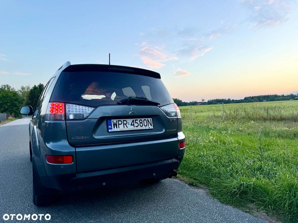 Mitsubishi Outlander 2.0 DID Intense - 4