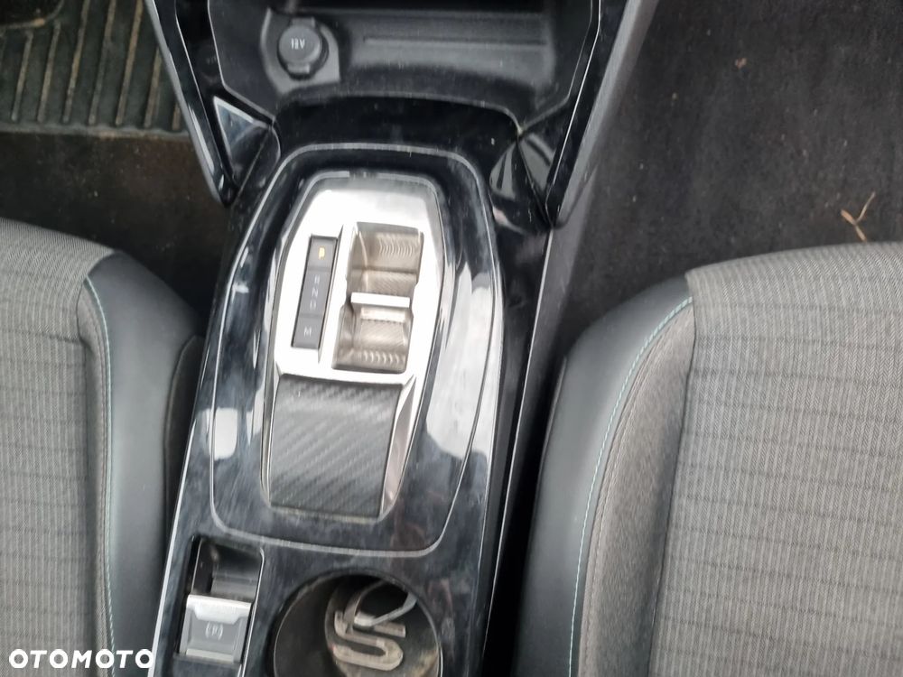 Peugeot 208 PureTech 130 EAT8 Allure Pack - 10