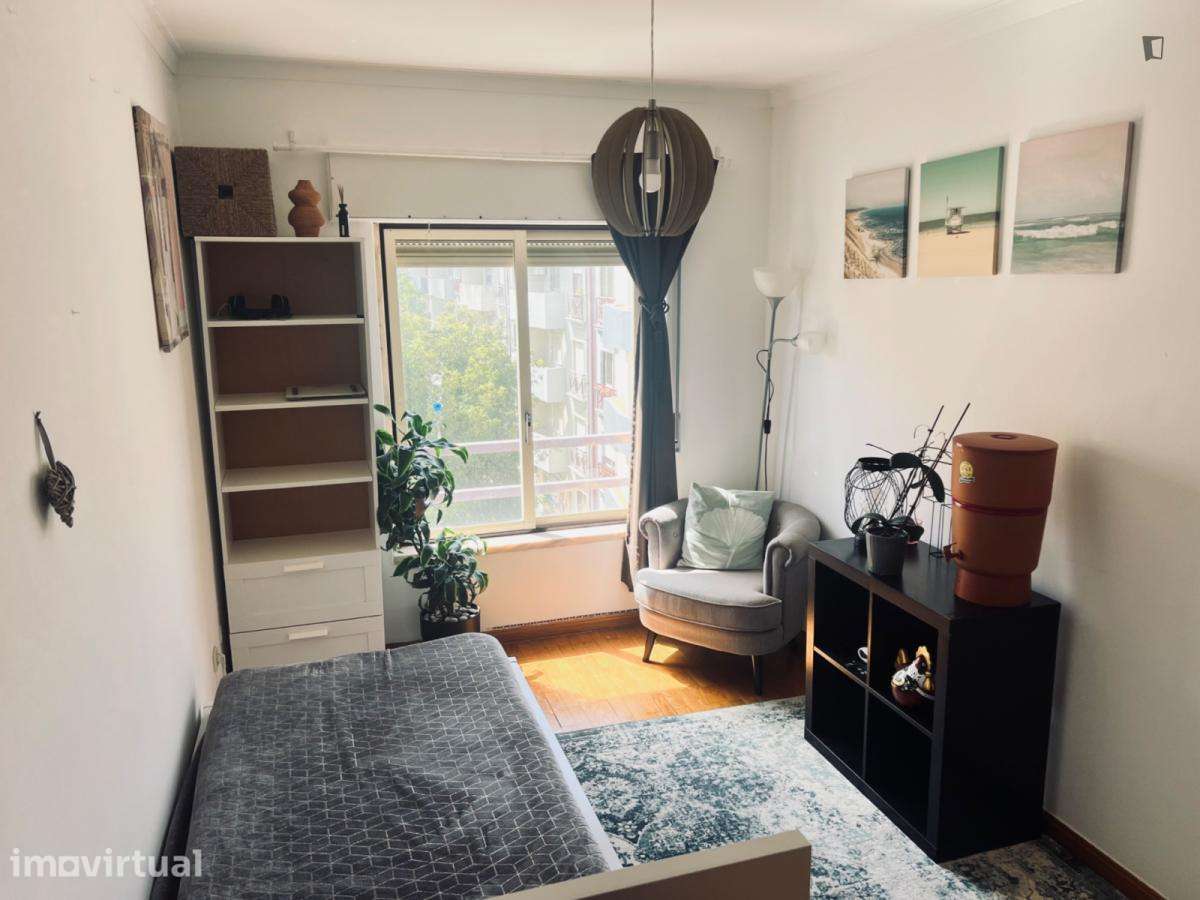Quarto - localizado em Lisbon - Grande imagem: 4/13