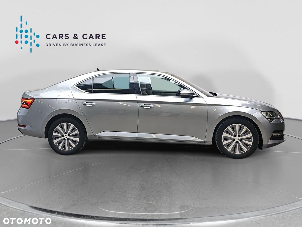 Skoda Superb 2.0 TDI SCR Style - 24