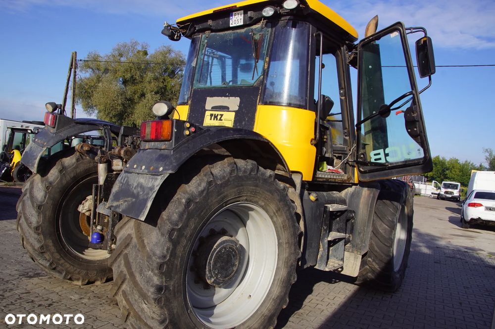 Jcb Fastrac 3230 2012 264km cumins na części masak silnik skrzynia zwolnica most dźwignia przełącznik kabina drzwi maska komputer licznik - 6