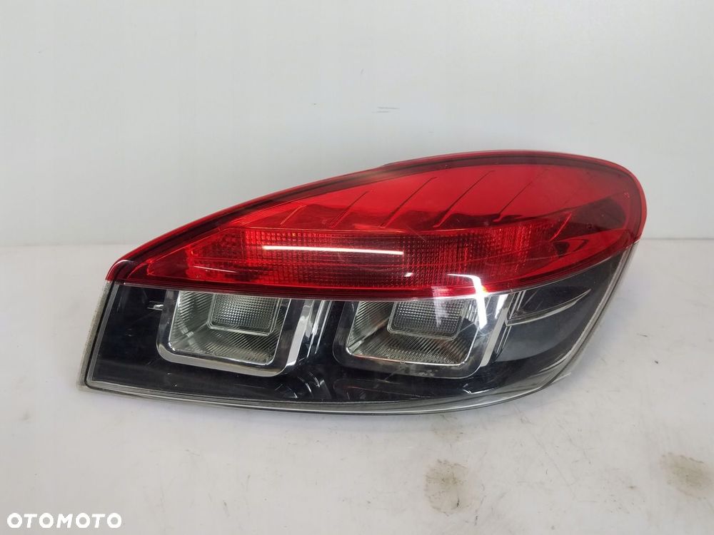 LAMPA TYŁ PRAWA RENAULT MEGANE III COUPE - 9