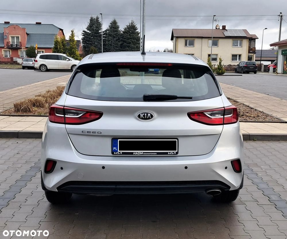 Kia Ceed - 7
