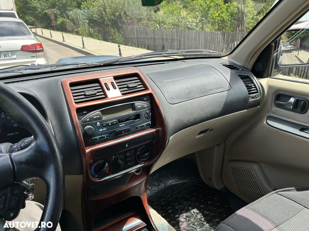 Nissan Terrano 3.0 TDI Luxury - 10