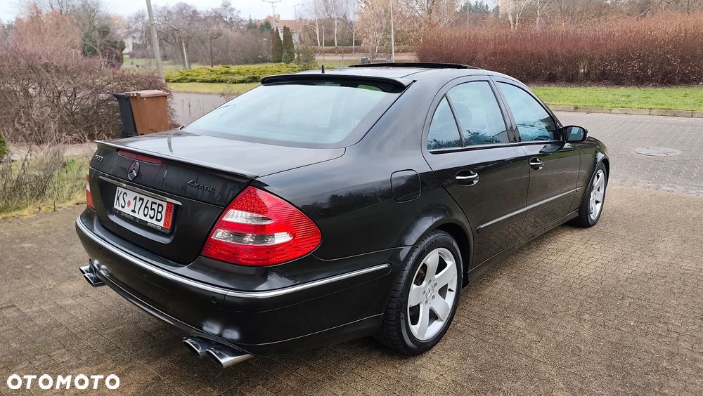 Mercedes-Benz Klasa E 500 4Matic Avantgarde Sport Edition AMG - 5