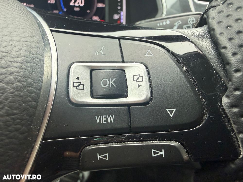 Volkswagen Tiguan Allspace 2.0 TDI SCR DSG Comfortline - 33