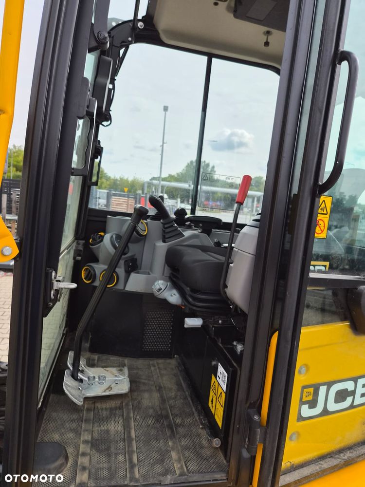 JCB 26C-1 - 8