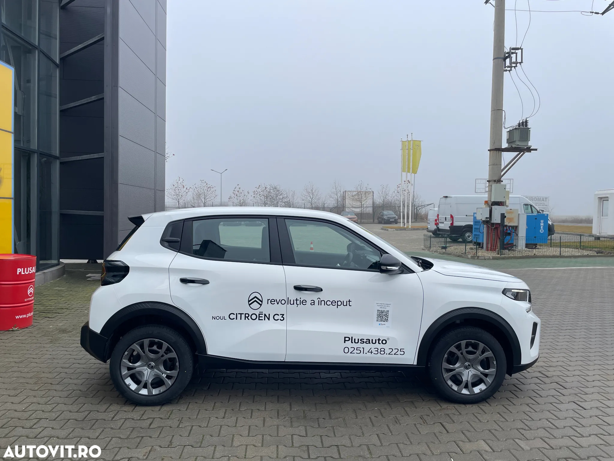 Citroën C3 1.2 PureTech 100 S&S BVM6 YOU! - 7