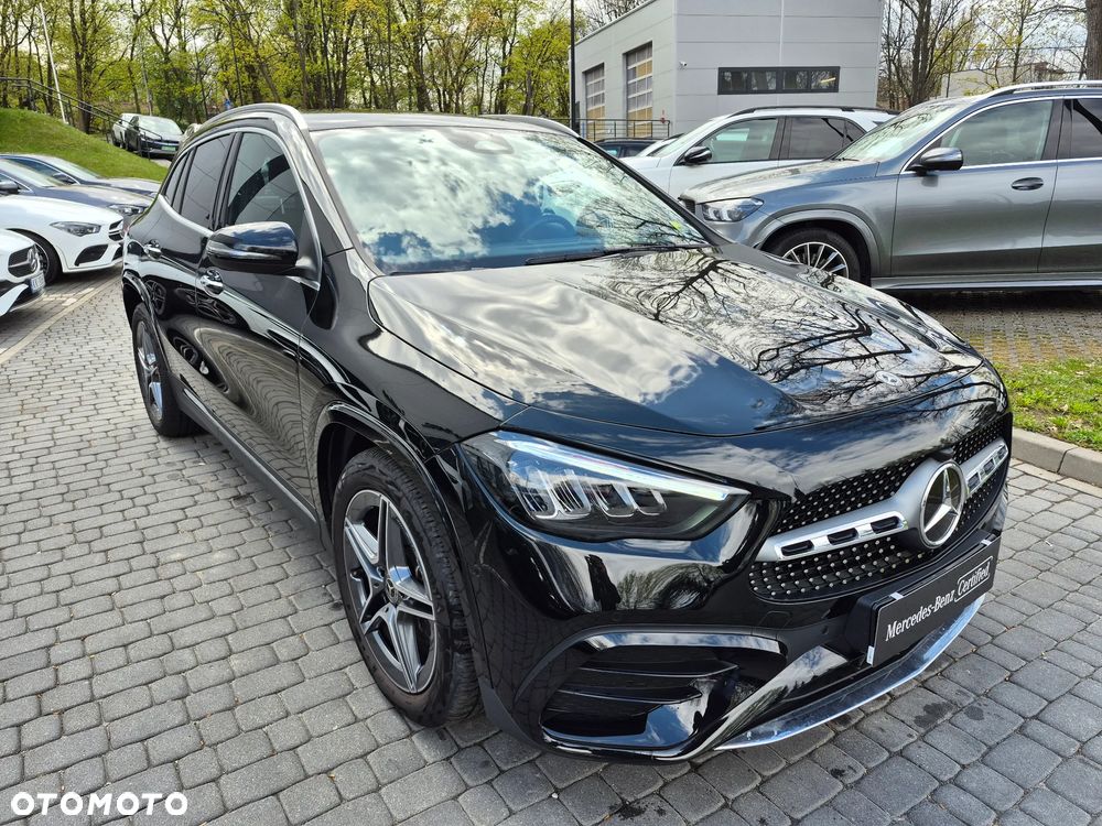 Mercedes-Benz GLA 200 AMG Line - 13