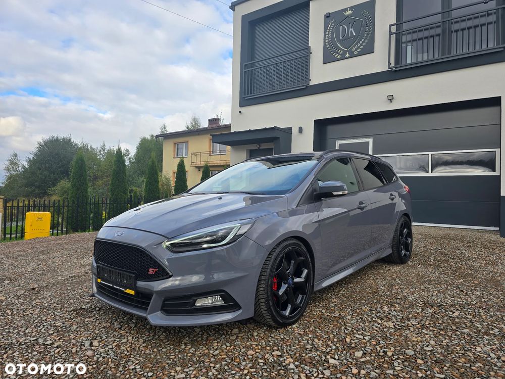 Ford Focus 2.0 EcoBoost ST - 10