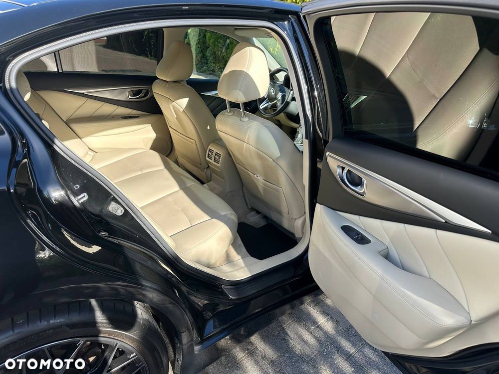 Infiniti Q50 2.0t Premium EU6 - 23