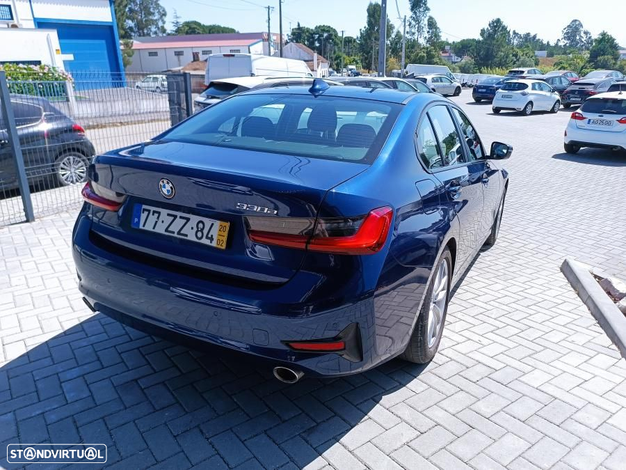 BMW 330 e Touring Auto - 3