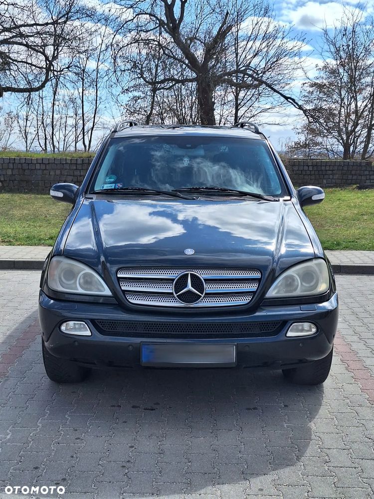 Mercedes-Benz ML - 1