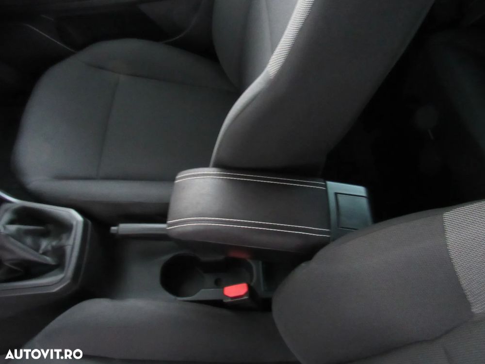 Dacia Logan TCe 90 Essential - 19