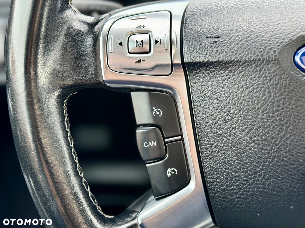 Ford S-Max 2.0 TDCi DPF Titanium X - 25